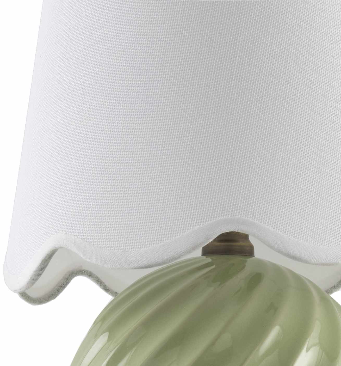 Gestalgar Table Lamp-4