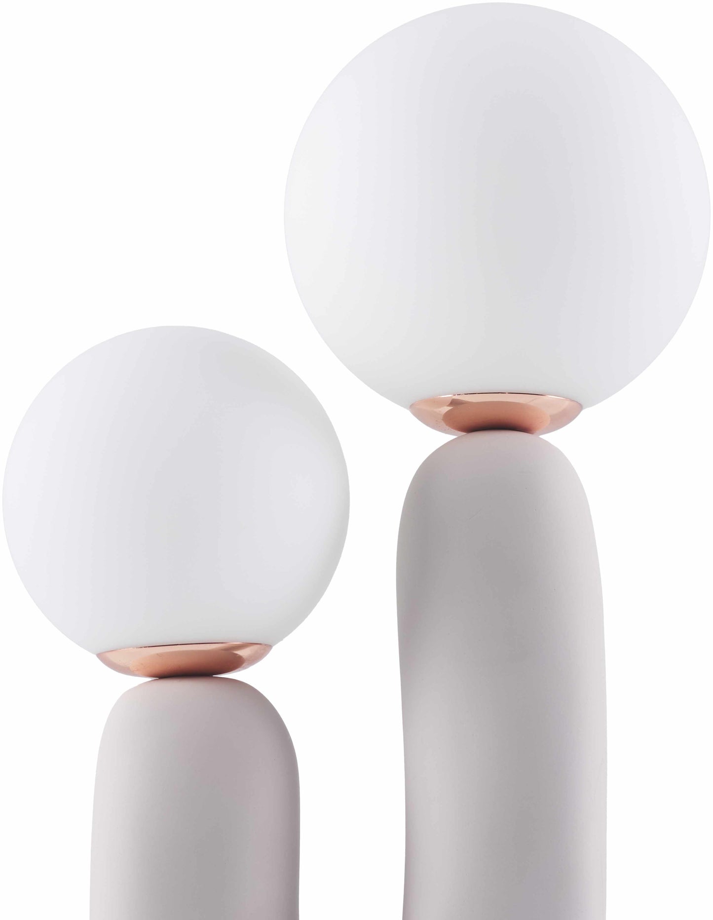 Gallodoro Cream Resin Table Lamp-2